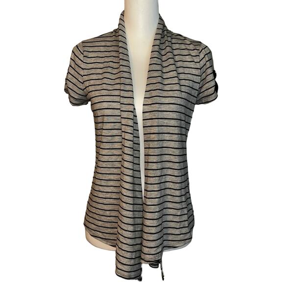 Belle Du Jour  Short Sleeve Cardigan Black and Gray Size Small - Picture 1 of 3